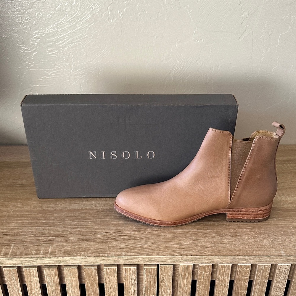 Nisolo Women's Brown Leather Ankle Booties